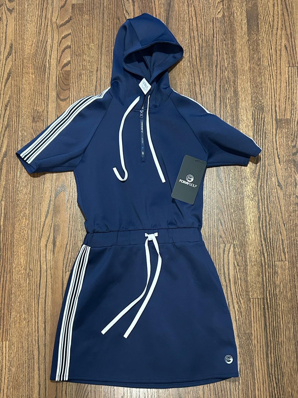 NWT Foray Golf Hooded Short Sleeve Dress Navy Size Small Athletic Golf Dress